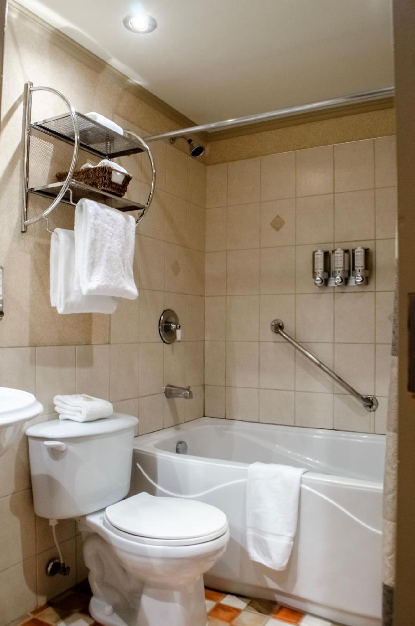 Hotel Chateau Bellevue Квебек Экстерьер фото