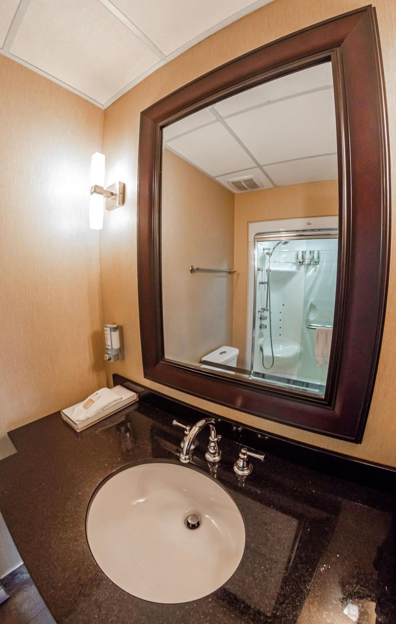 Hotel Chateau Bellevue Квебек Экстерьер фото