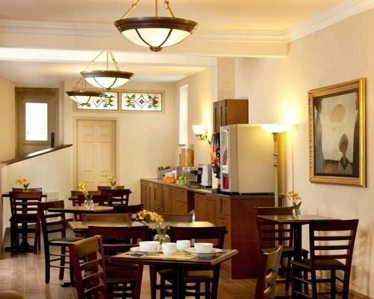 Hotel Chateau Bellevue Квебек Экстерьер фото